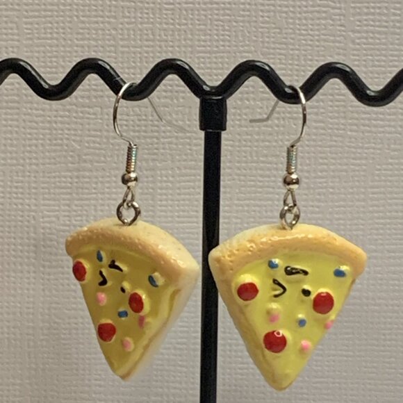 Pizza Earrings, Funny Food Earrings, Silly Earrings, Gift Idea, Food Jewelry - Picture 4 of 6